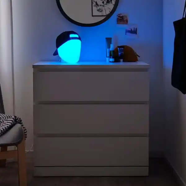 Bild 2 von ISKÄRNA Tischleuchte, LED, bunt