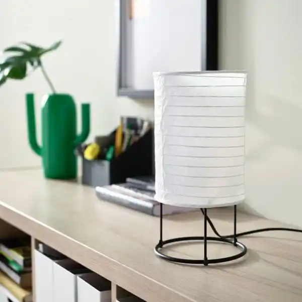 Bild 3 von STRANDAD Tischleuchte, weiß/schwarz, 29 cm