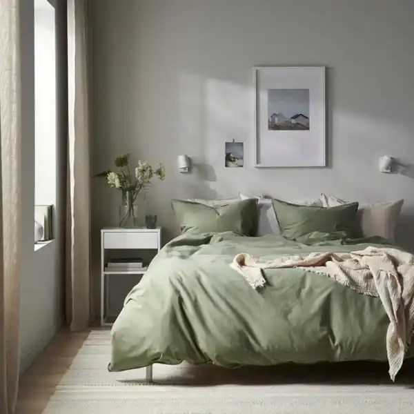 Bild 2 von ÄNGSLILJA Bettwäsche-Set, 2-teilig, graugrün, 140x200/80x80 cm