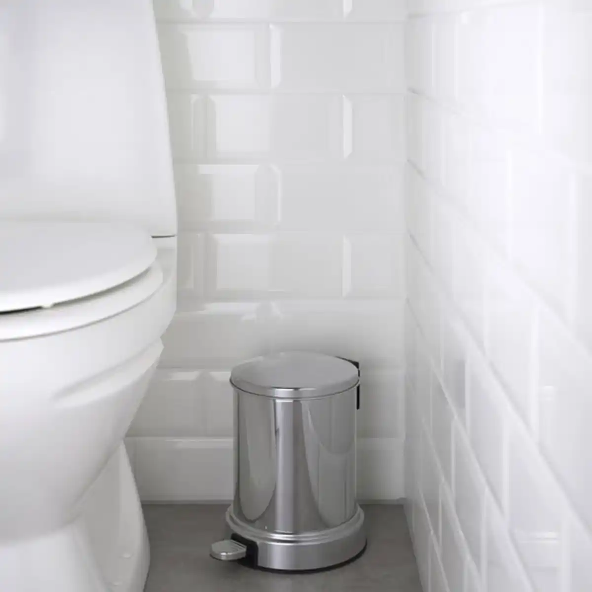Bild 2 von BROFJÄRDEN Abfalleimer, Chromeffekt, 4 l