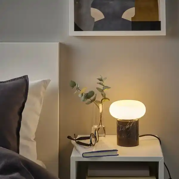 Bild 2 von MOLNART LED-Leuchtmittel E27 120 lm, donutförmig opalweiß, 2400 K 150 mm