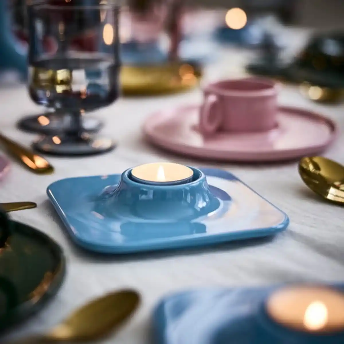 Bild 2 von VINTERFINT Teelichthalter, hellblau, 3 cm