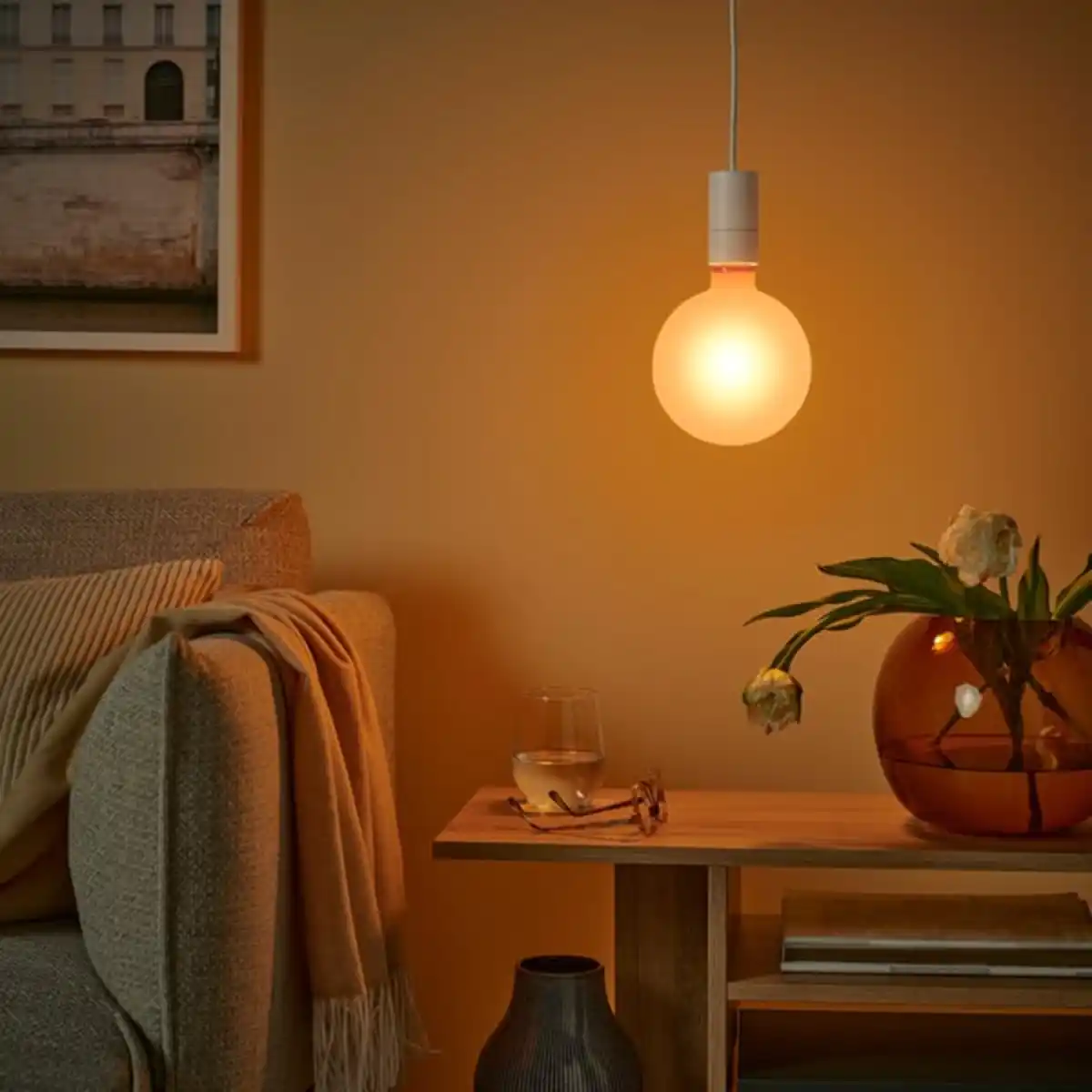 Bild 2 von MOLNART LED-Leuchtmittel E27 180 Lumen, rund matt/braun, 150 mm