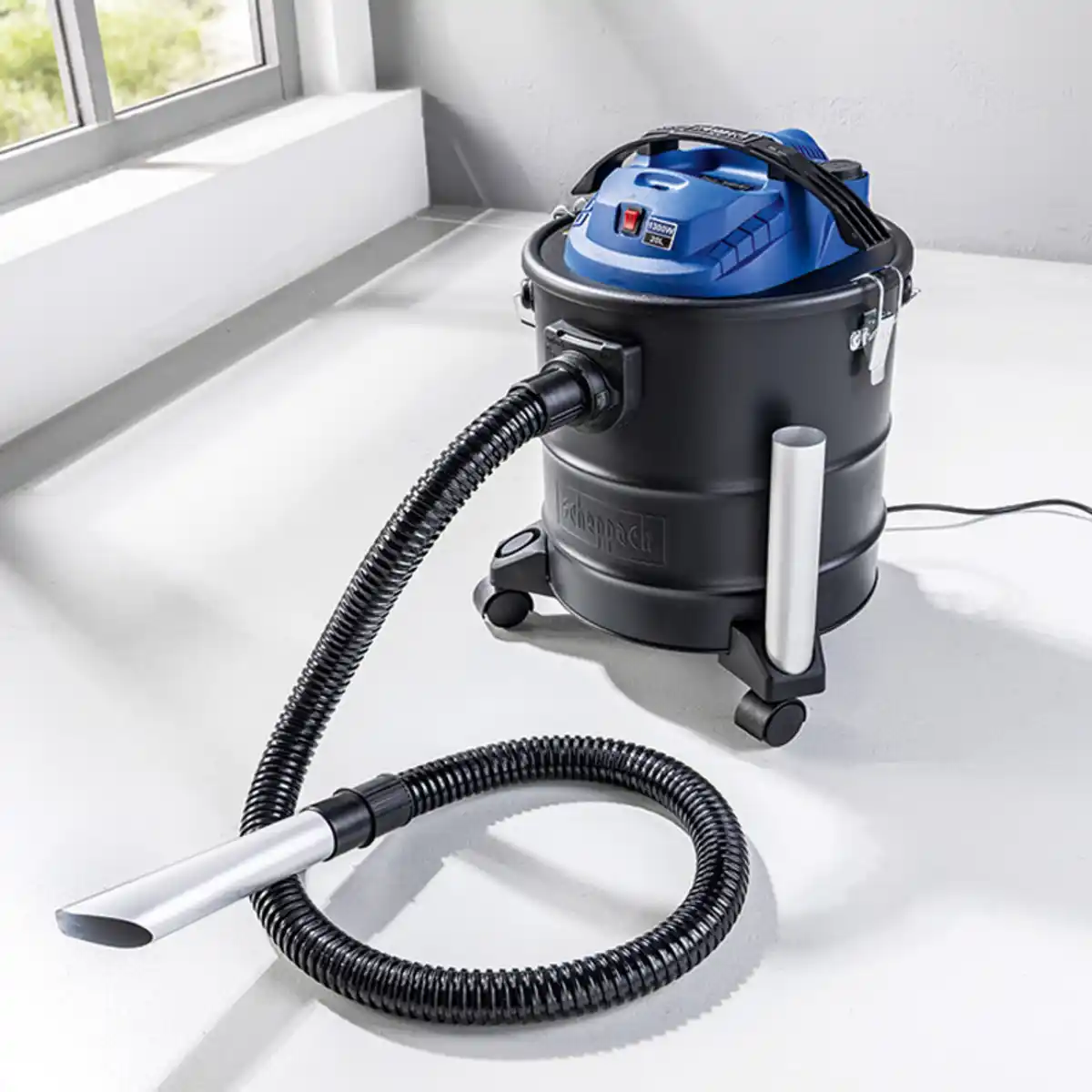 Bild 1 von Scheppach Aschesauger 20 Liter