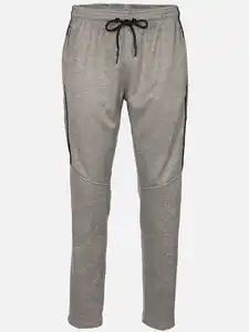 Herren Jogginghose mit Paspel und kleinem Einsatz Grau