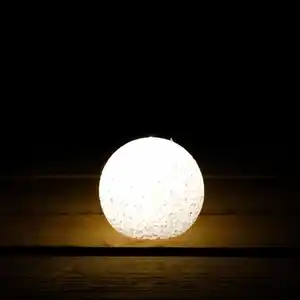 LED-Deko-Leuchtkugel 8cm Warmweiß