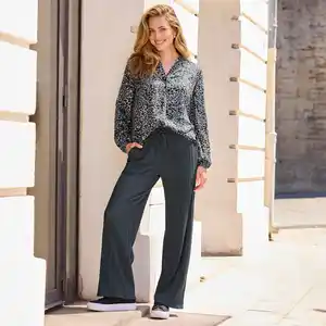 Damen-Hose mit Plissee-Effekt