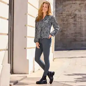 Damen-Hose aus Twill, NKD-PARIS