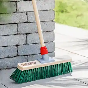 Powertec Garden Garten-/ Straßenbesen mit Holzstiel