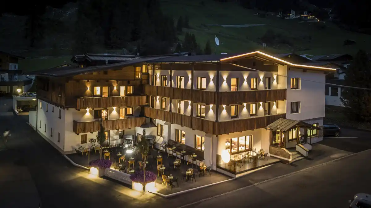 Bild 1 von Österreich – Tirol – Längenfeld – 3* first Mountain Hotel Ötztal in Längenfeld