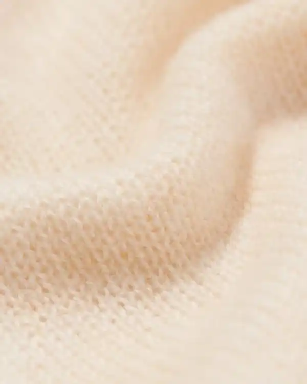 Bild 2 von Newborn-Pullover aus Merinowolle ecru