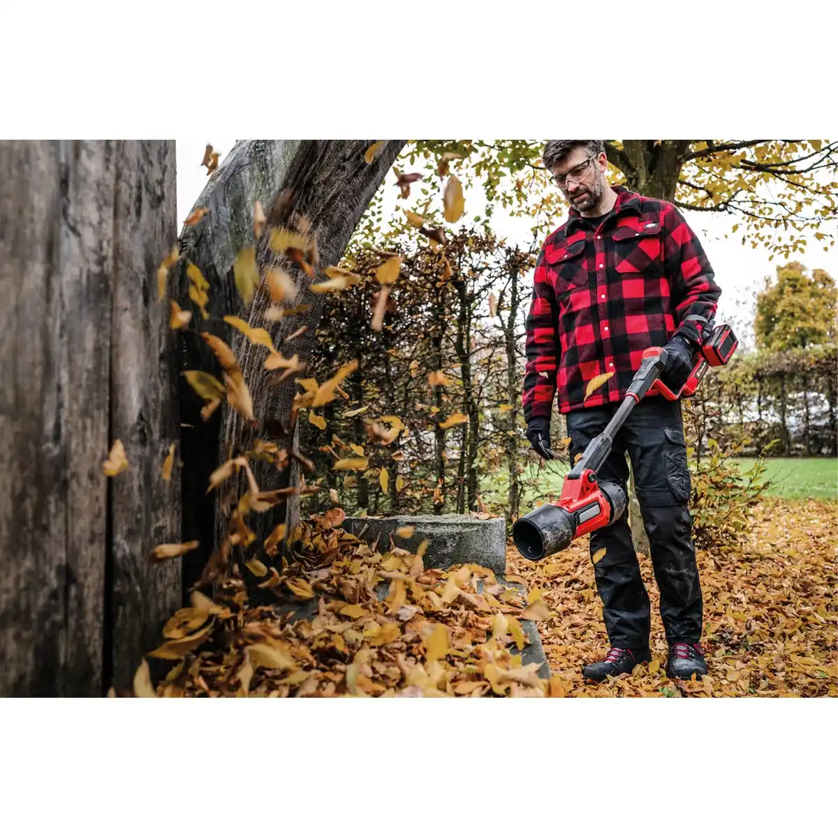 Bild 2 von Einhell Professional Akku-Laubbläser GP-LB 36/270 Li E BL-Solo