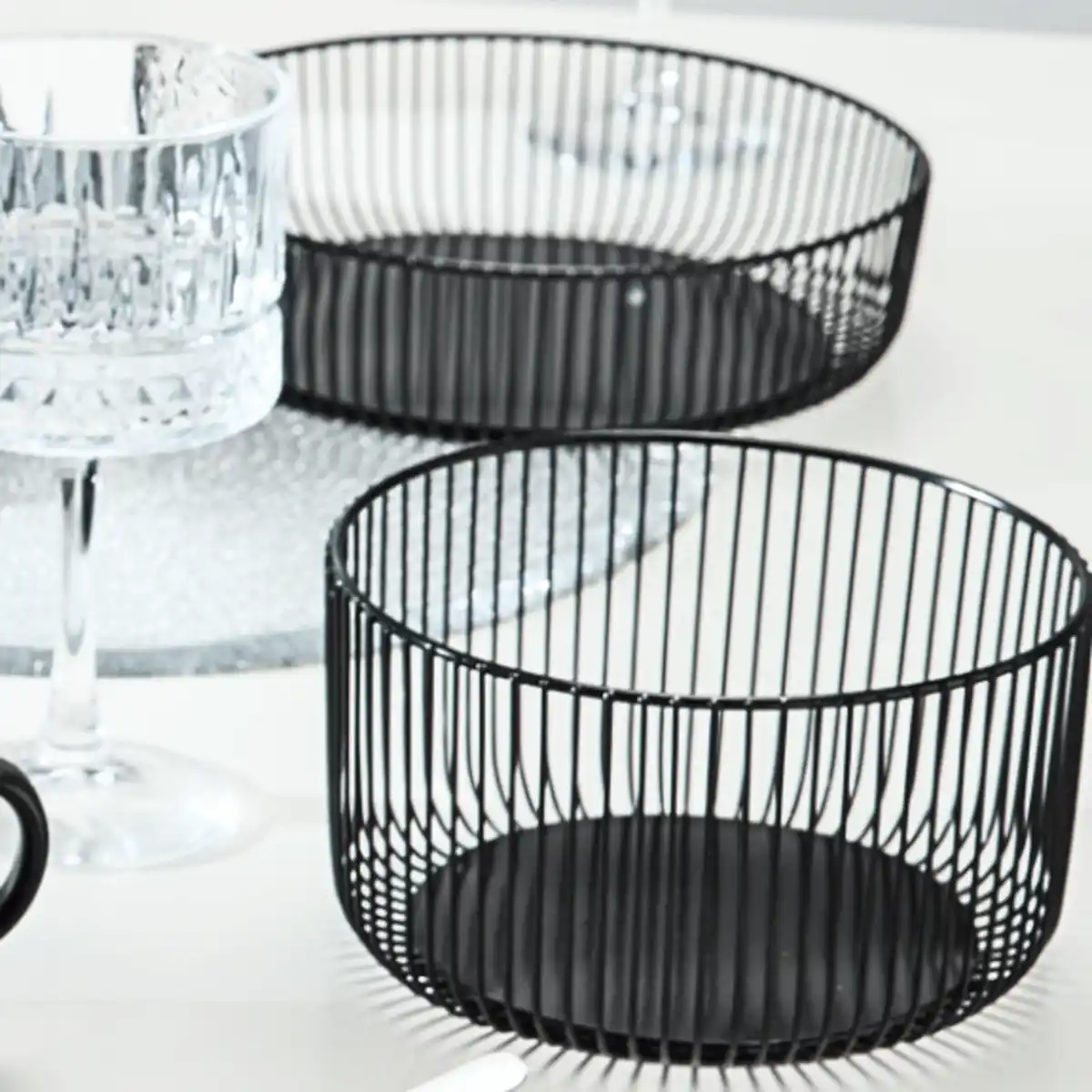 Bild 1 von Brot- und Obstkorb