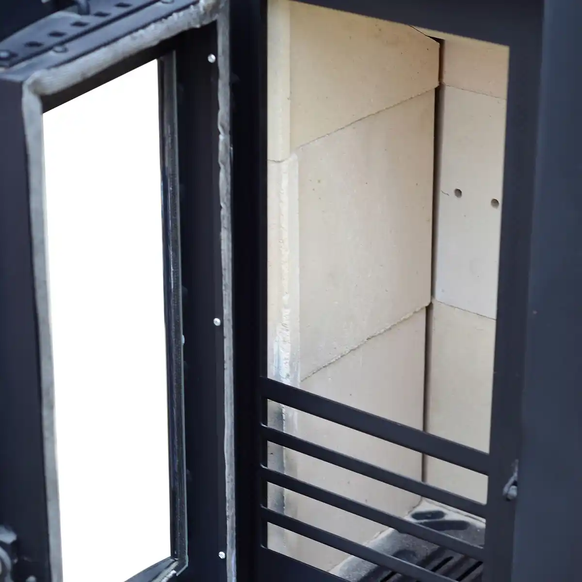 Bild 2 von accente Kaminofen »Slimline«, schwarz, Stahl, 5 kW