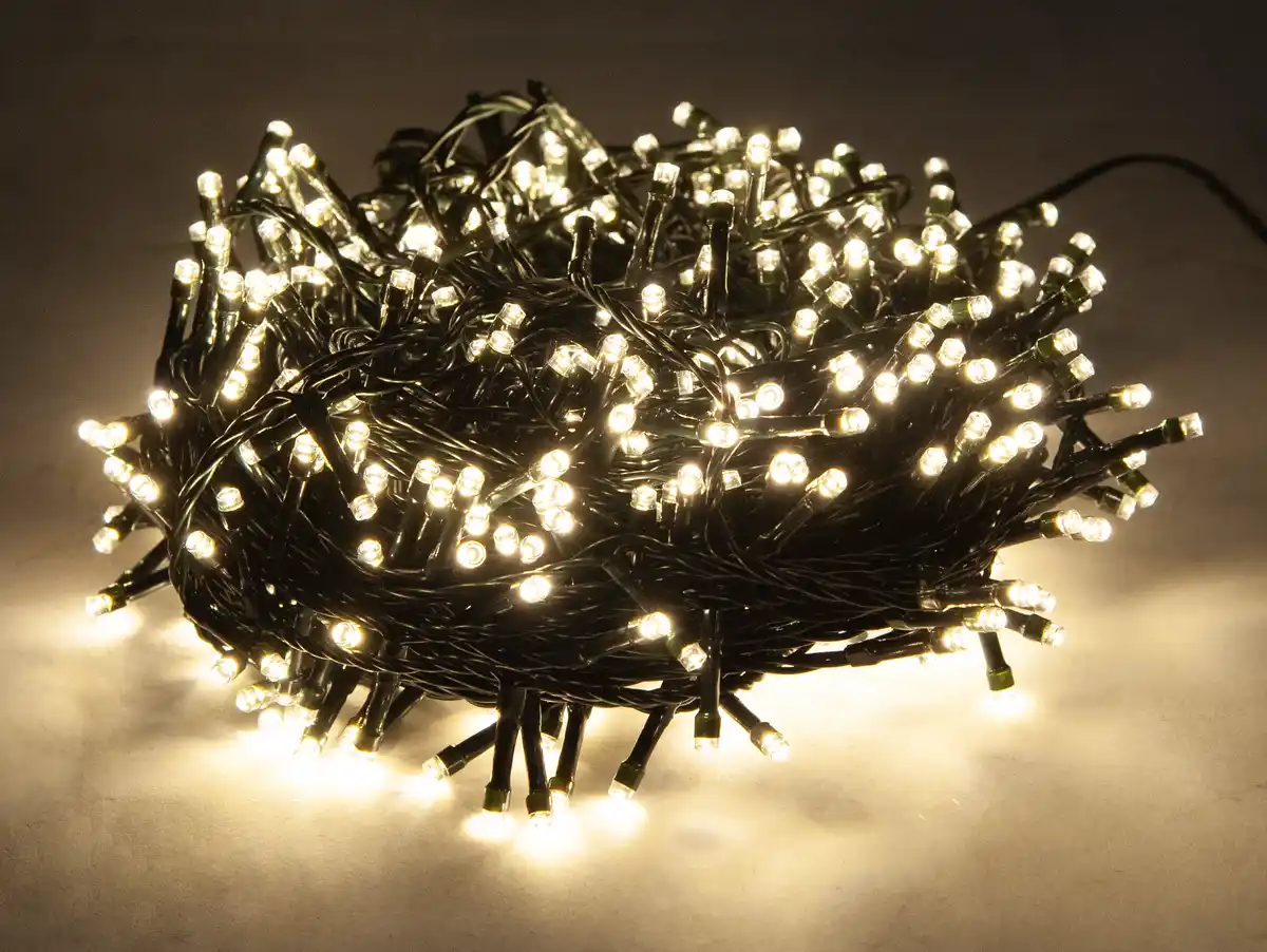 Bild 1 von 400er Lichterkette  wwLEDs 8 Funk Timer IP44 NT