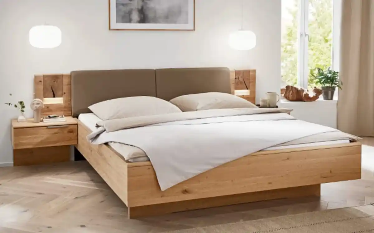 Bild 1 von Mondo - Bettanlage Maleta, Asteiche teilmassiv/fango, inkl. Nachtkonsolenpaar