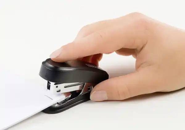 Bild 4 von Schneider Mini Heftgerät