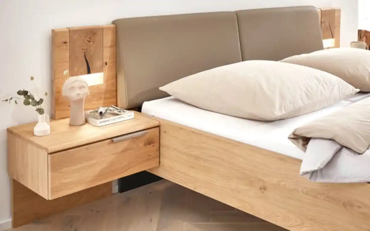 Bild 3 von Mondo - Bettanlage Maleta, Asteiche teilmassiv/fango, inkl. Nachtkonsolenpaar