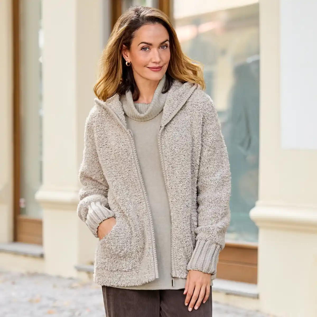 Bild 1 von Damen-Jacke in Bouclè-Optik mit Wolle