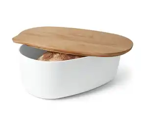 Brotkasten mit Schneidebrett