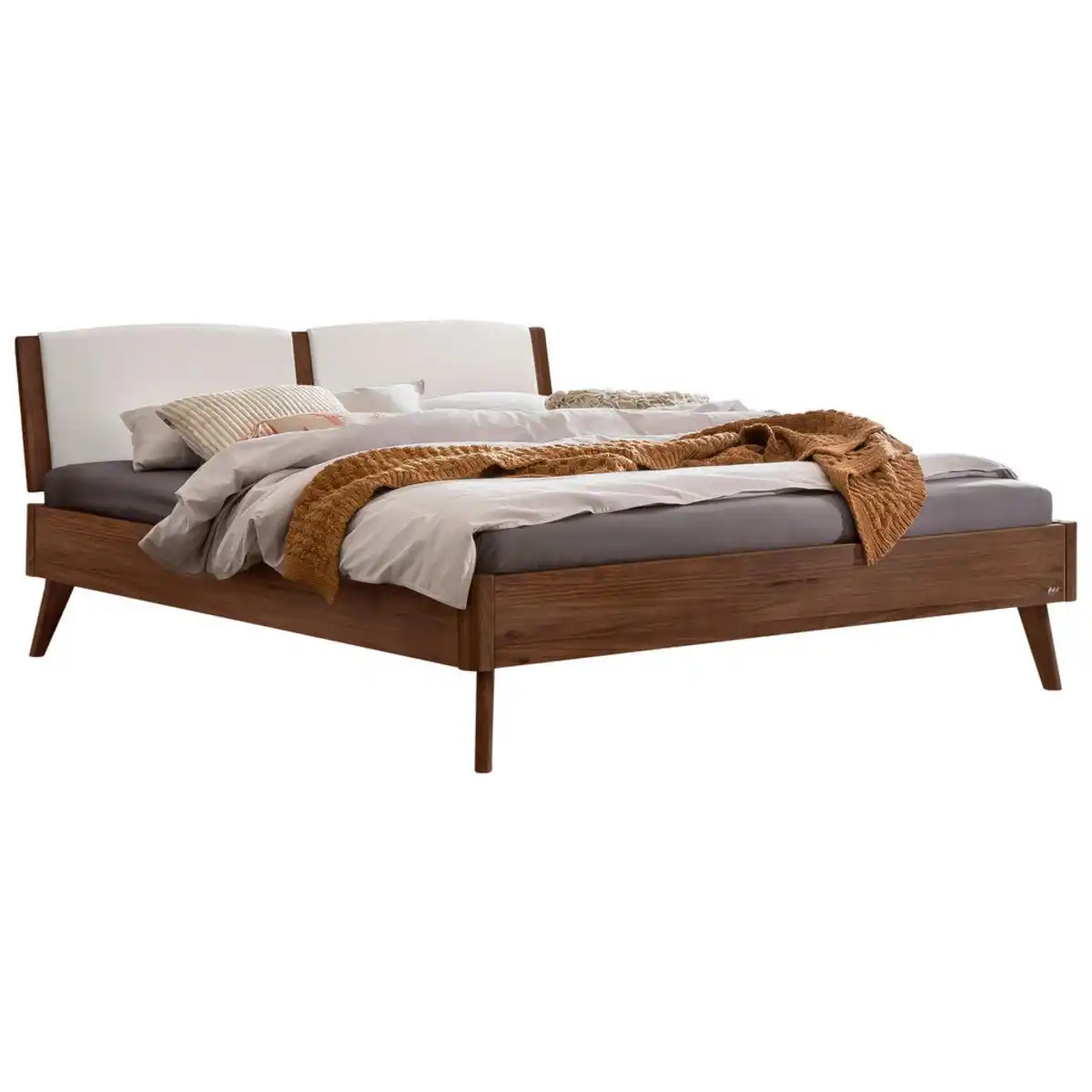 Bild 1 von Hasena Bett, Weiß, Nussbaum, Holz, Nussbaum,Nussbaum, massiv, Höhe ca. 22 cm, 180x200 cm, in verschiedenen Holzarten erhältlich, Größen erhältlich, Schlafzimmer, Betten, Doppelbetten