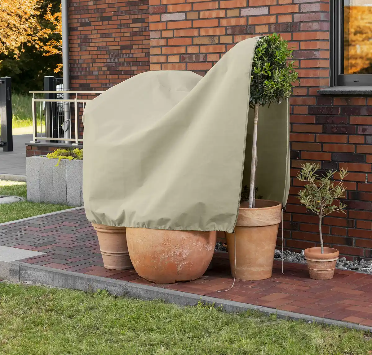 Bild 2 von IDEENWELT Winter-Schutzhaube 180 × 120 cm