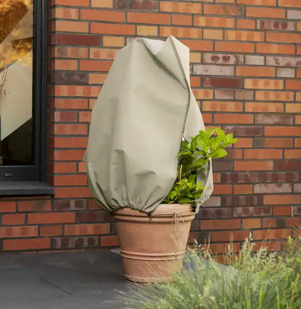 Bild 2 von IDEENWELT Winter-Schutzhaube 100 × 80 cm