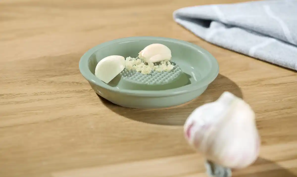 Bild 3 von IDEENWELT Keramik-Reibe mint