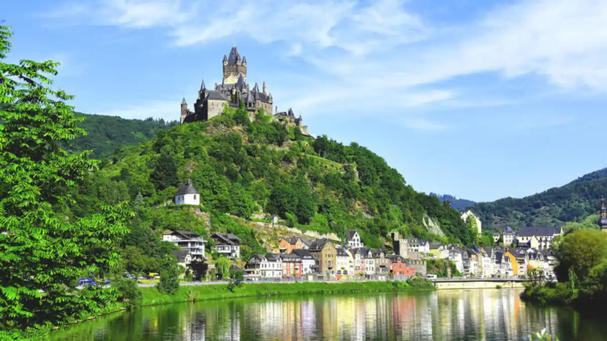 Bild 1 von Kreuzfahrten Mosel, Saar & Rhein: Flusskreuzfahrt mit MS COMPASS OPERA ab/an Köln