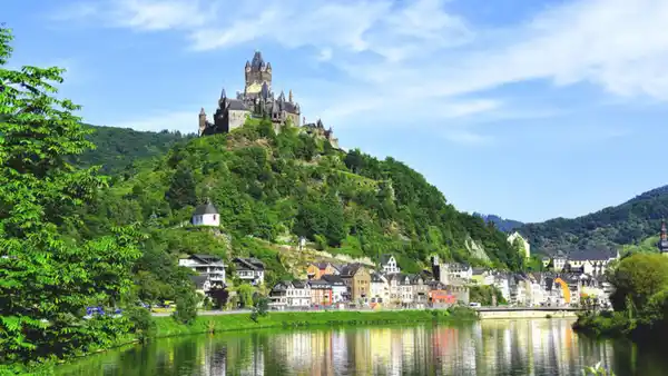 Bild 1 von Kreuzfahrten Mosel, Saar & Rhein: Flusskreuzfahrt mit MS COMPASS OPERA ab/an Köln