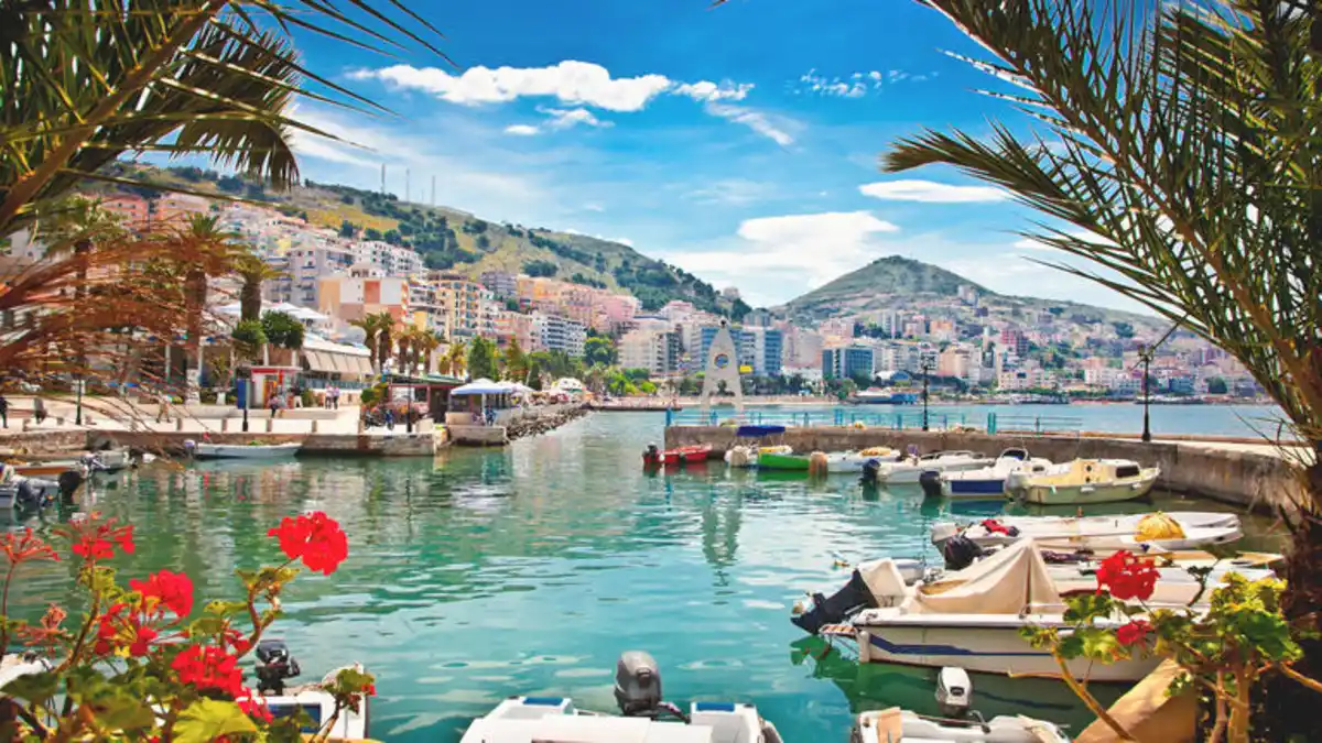 Bild 1 von Badereisen Albanien: Badeurlaub im Hotel Nertili in Saranda