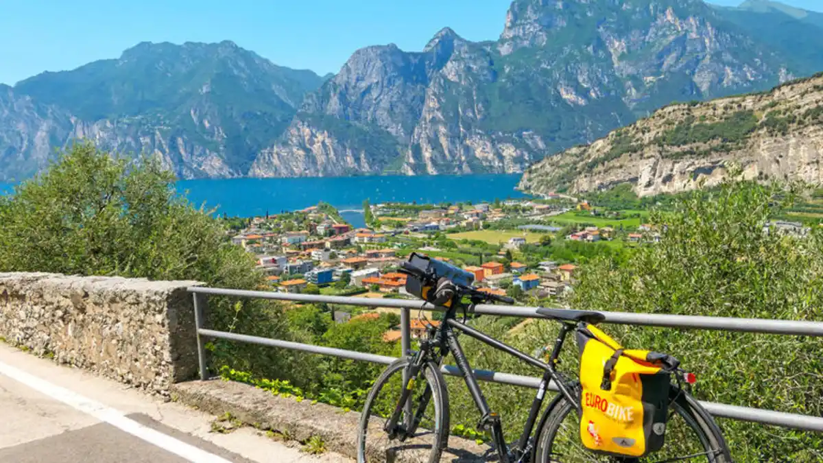 Bild 1 von Eigene Anreise Italien - Gardasee: Radtour rund um den Gardasee