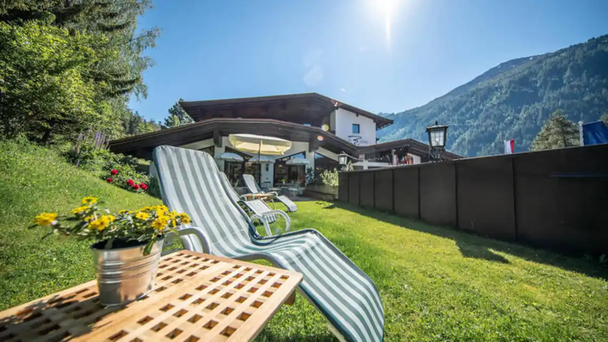 Bild 1 von Eigene Anreise Österreich - Tirol: Hotel Karl Schranz in St. Anton am Arlberg