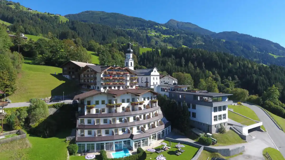 Bild 1 von Eigene Anreise Österreich/Tirol - Zillertal: Ferienhotel Hoppet in Hart