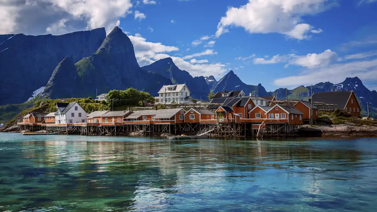 Bild 1 von Norwegen - Die klassische Postschiffroute im Sommer - Kreuzfahrt - MS Vesteralen