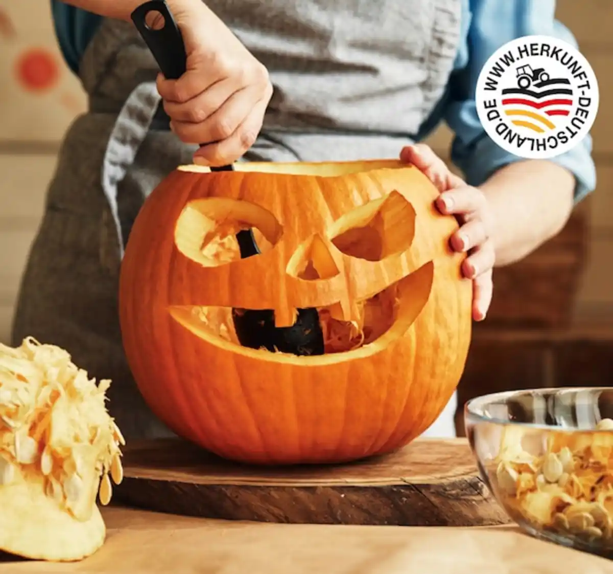 Bild 1 von Deutscher Halloweenkürbis*