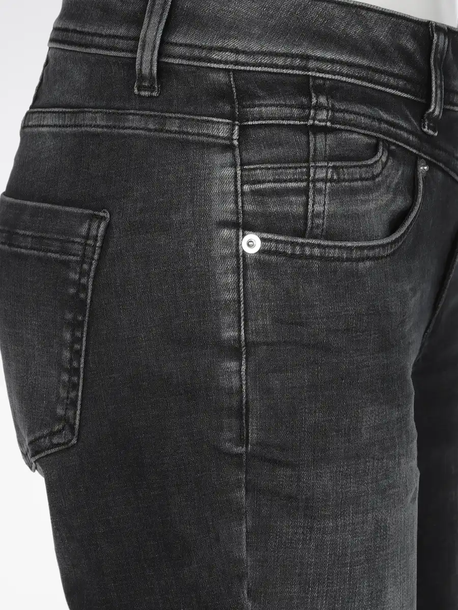 Bild 4 von Damen Jeans in Slimfit Schwarz