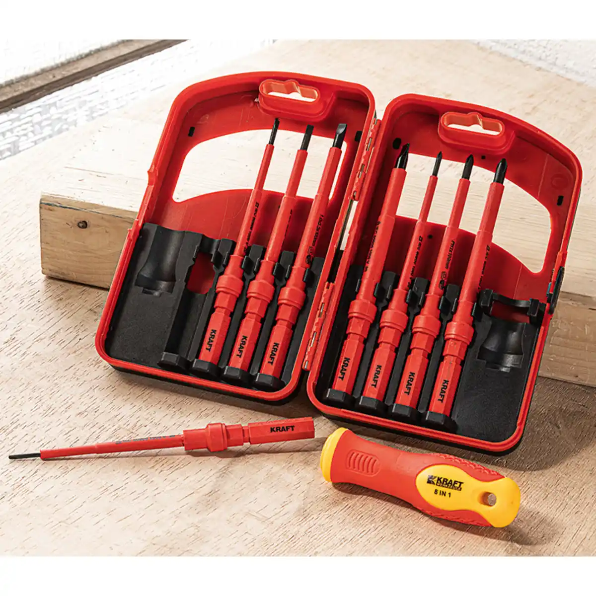 Bild 1 von Kraft Werkzeuge Isolierte Schraubendreher 8in1