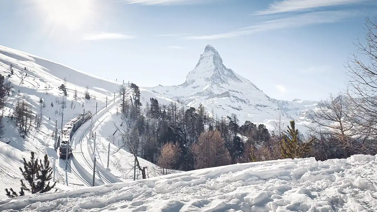 Bild 1 von Matterhorn & Aletschgletscher im Winter -  Erlebnisreise in der Schweiz