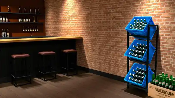 Bild 1 von Getränkekistenregal für 3 Kisten, aus pulverbeschichtetem Stahl, ca. 47 x 31 x 113,5 cm – Schwarz