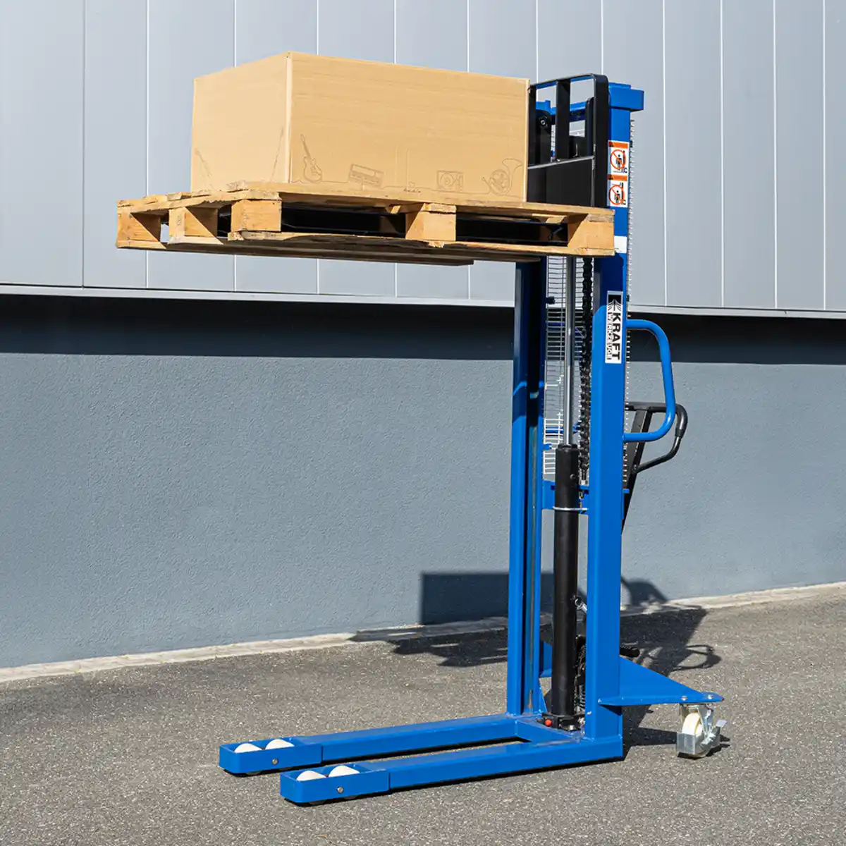 Bild 2 von Hochhubwagen 1000 kg Tragkraft 1600 mm