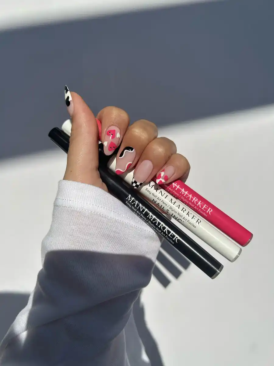 Bild 4 von Nails.INC Mani Marker Neon Pink, 2 ml