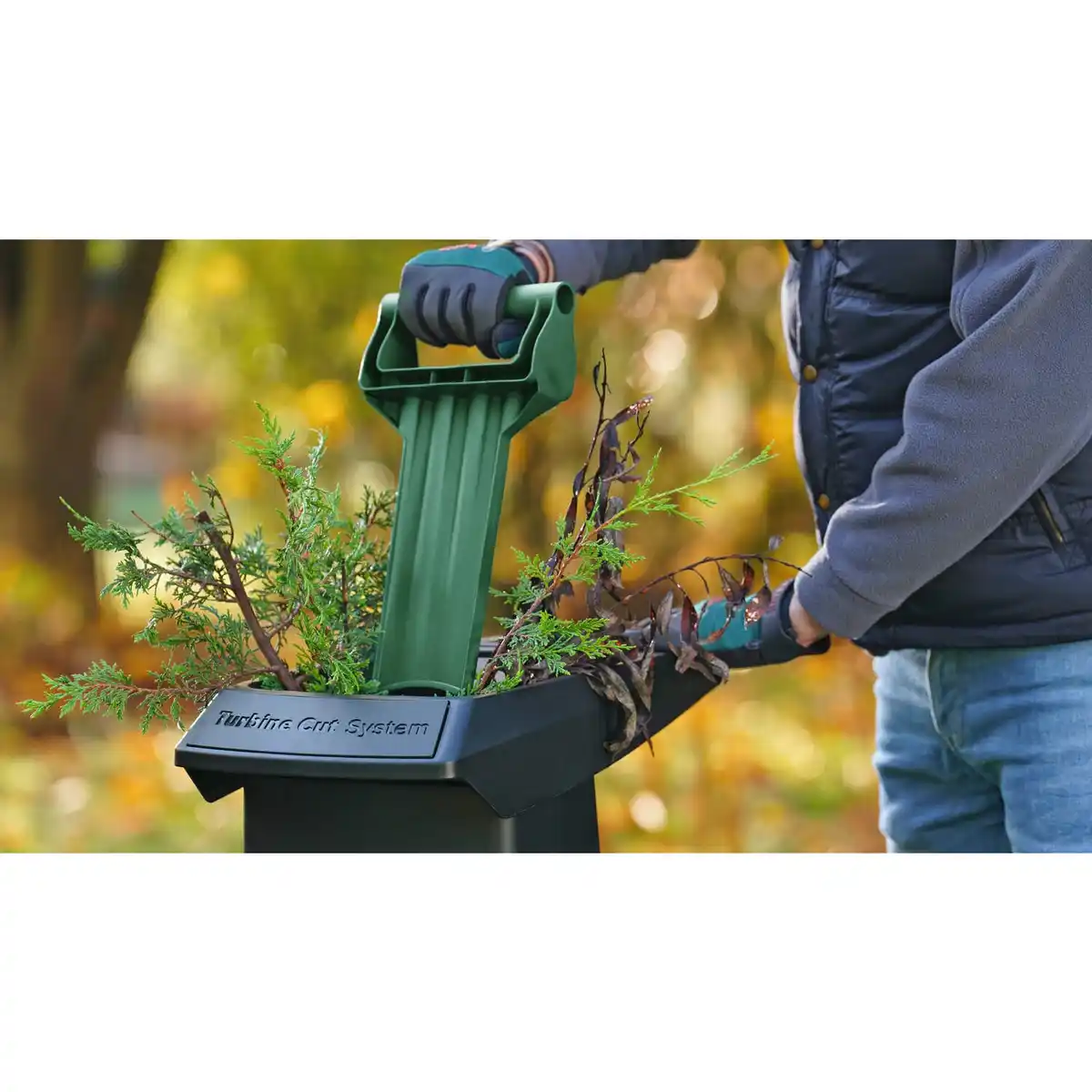 Bild 3 von BOSCH Häcksler »AXT 25 TC«, inkl. Astschere und Handschuhe