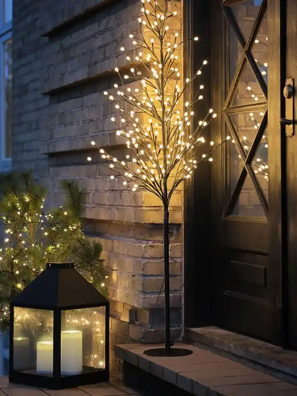 Bild 2 von Lichterbaum Outdoor NUNDORIT H160cm m/208 LED und Timer