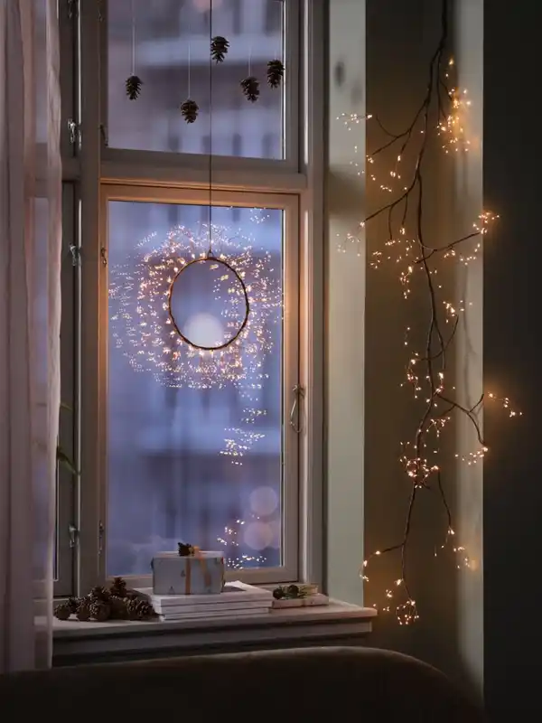 Bild 2 von Weichnachtskranz Outdoor PYROP Ø25cm m/720 LED und Timer