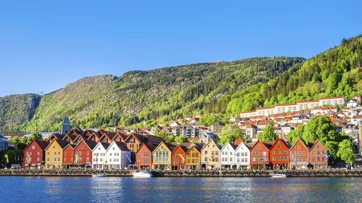 Bild 1 von Hurtigruten - die schönste Seereise der Welt