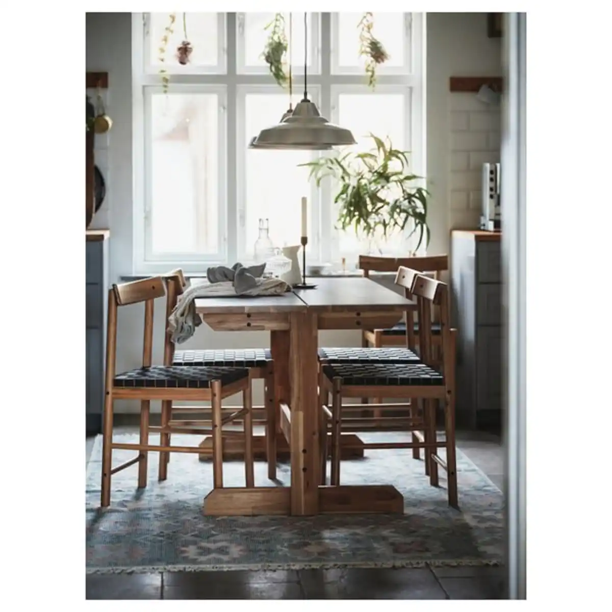 Bild 3 von NACKANÄS / NACKANÄS Tisch und 4 Stühle, Akazie/Akazie, 140 cm