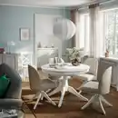 Bild 2 von ROSENTORP / ROSENTORP Tisch und 4 Stühle, weiß/weiß Kilanda hellbeige, 110/155 cm