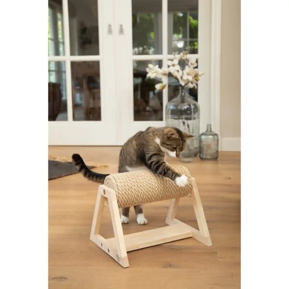 Bild 2 von Designed by Lotte Kratzsäule Yves mit Fuß