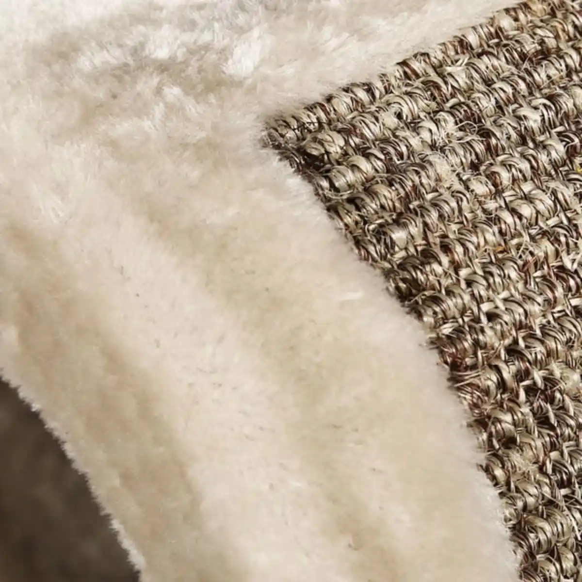 Bild 3 von Trixie Kuschelhöhle Alicia mit Buchenholzfüßen